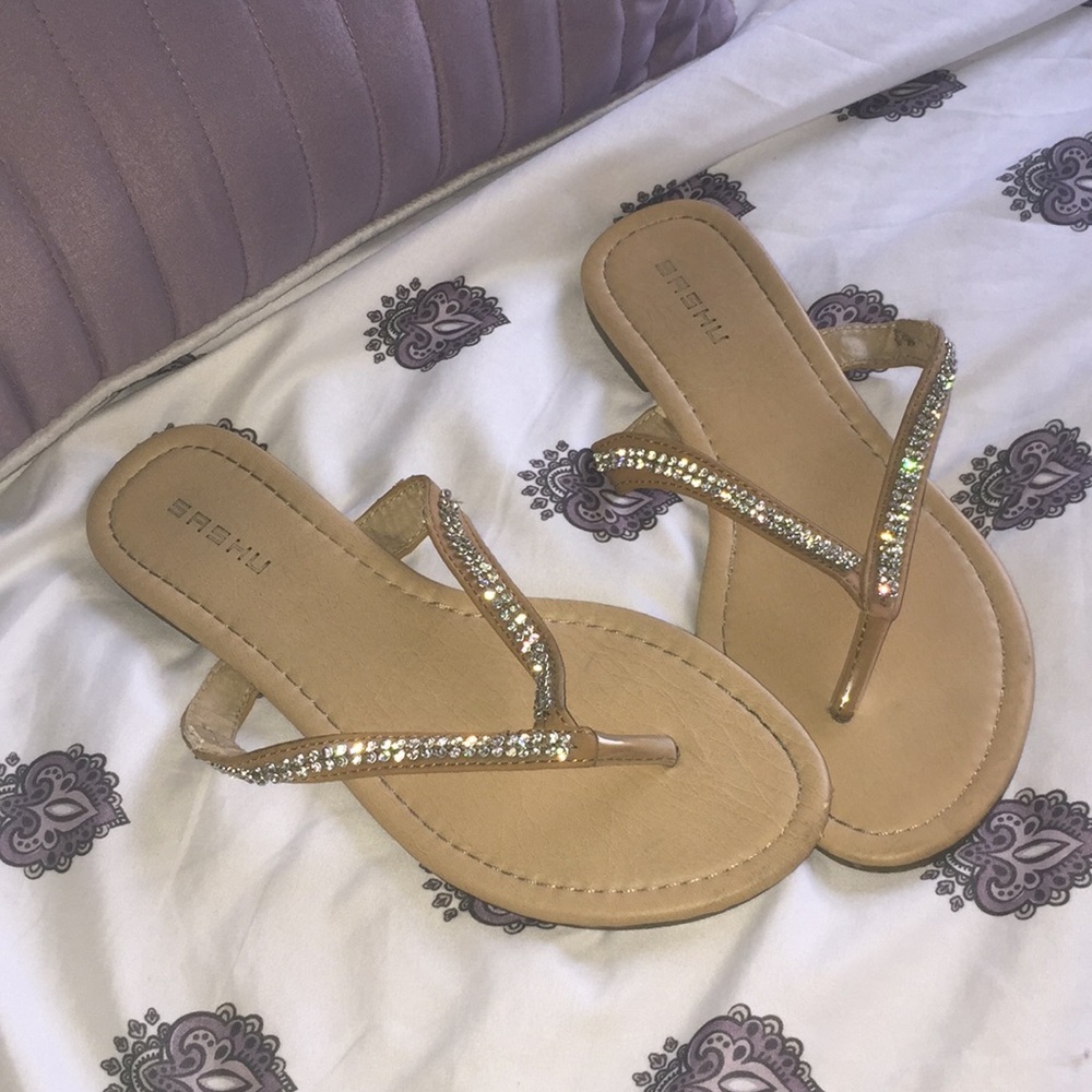 6.5 SASHU sandals